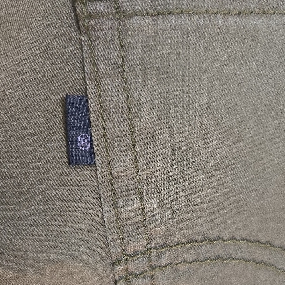 Levi's Men's Slim Straight Olive Jeans - Picture 5 of 7